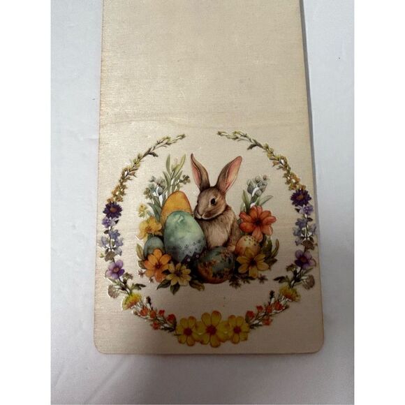 Handmade decorative Easter/Spring/Bunny cutting board - Picture 3 of 5